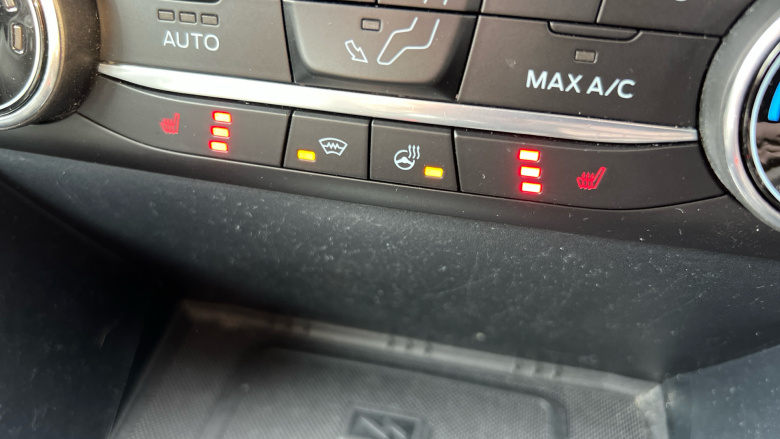 Ford Fiesta 1.0 EcoBoost Hybrid mHEV 125 Vignale Edition 5dr Petrol Hatchback